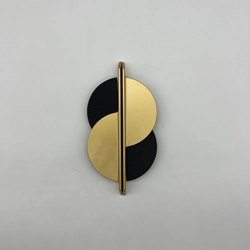 Tirador para Mueble Prag Oro Mate + Negro Mate
